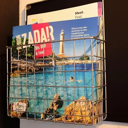 “minipalais” In The Heart Of Apartmán Zadar