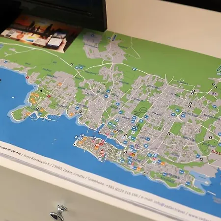 “minipalais” In The Heart Of Apartamento Zadar